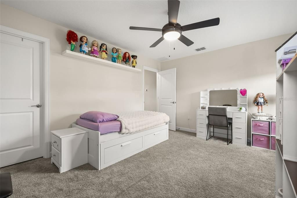 For Sale: $530,000 (5 beds, 3 baths, 3624 Square Feet)