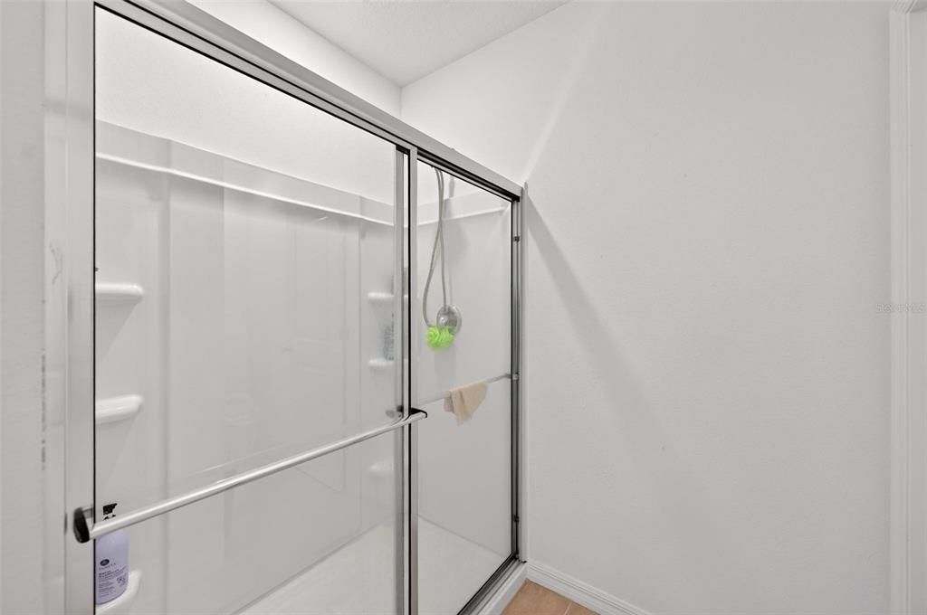 В аренду: $2,400 (4 спален, 2 ванн, 1848 Квадратных фут)