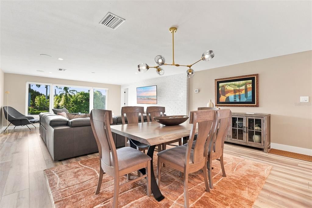 For Sale: $1,250,000 (3 beds, 2 baths, 2123 Square Feet)