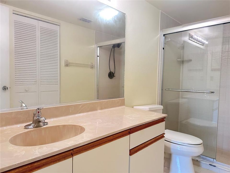 В аренду: $1,450 (2 спален, 2 ванн, 1178 Квадратных фут)