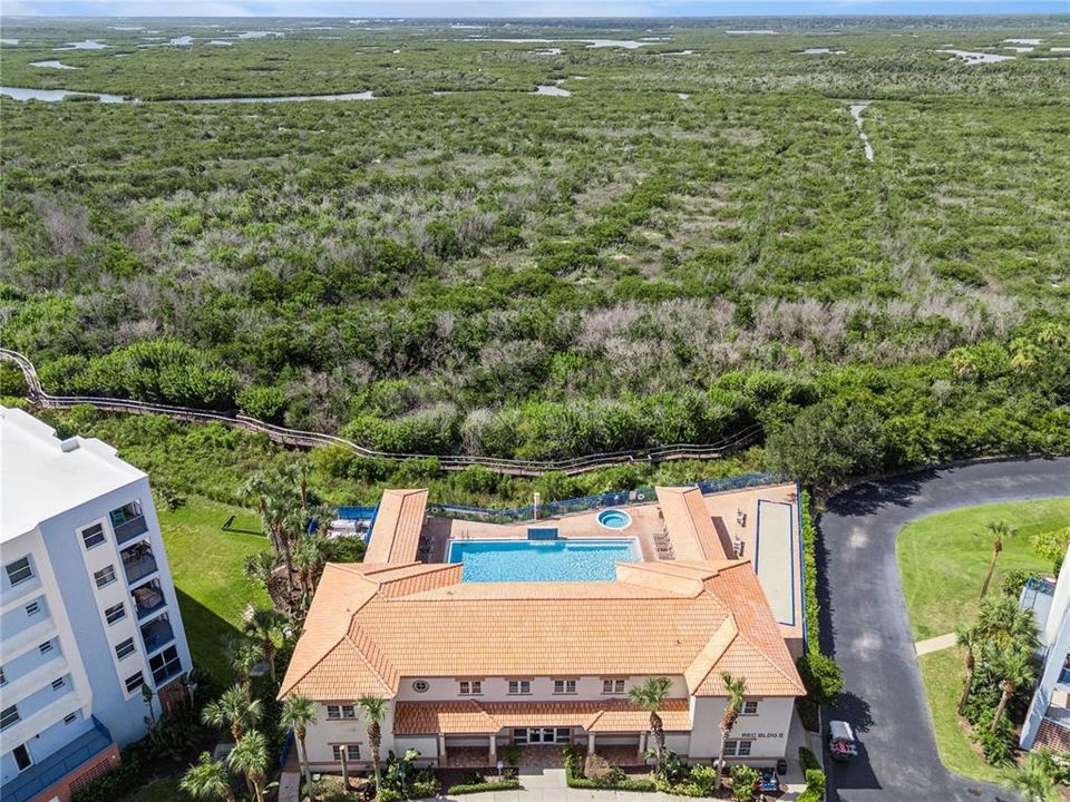 En Venta: $699,000 (3 camas, 3 baños, 2020 Pies cuadrados)