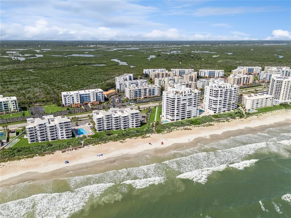 En Venta: $699,000 (3 camas, 3 baños, 2020 Pies cuadrados)
