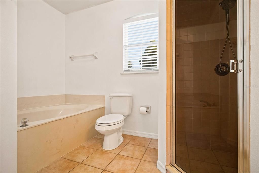 En Venta: $400,000 (3 camas, 2 baños, 1749 Pies cuadrados)