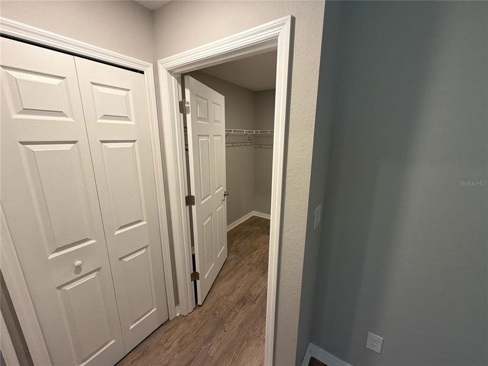 En Venta: $269,000 (4 camas, 2 baños, 1806 Pies cuadrados)