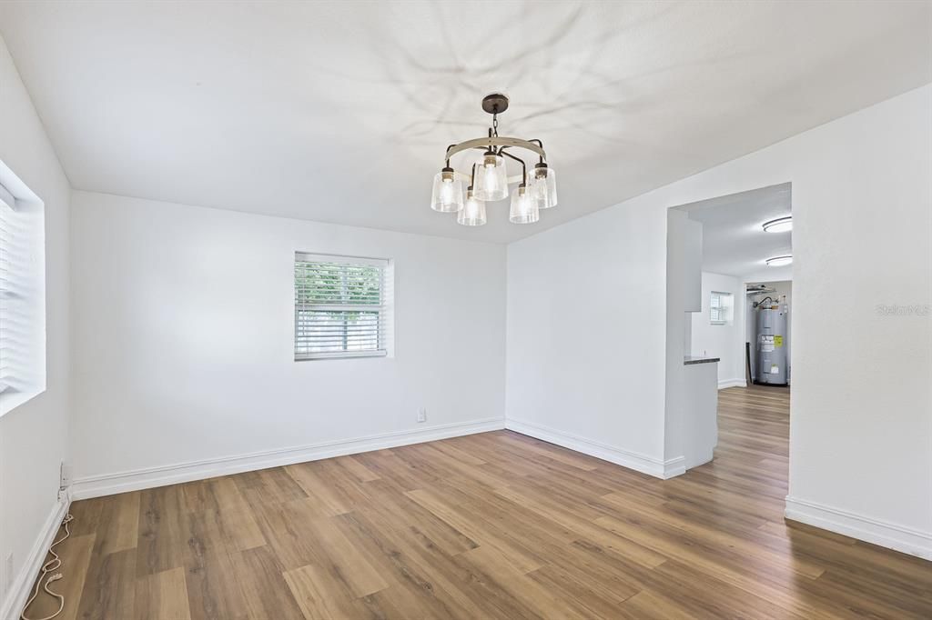 En Renta: $2,895 (3 camas, 2 baños, 1404 Pies cuadrados)