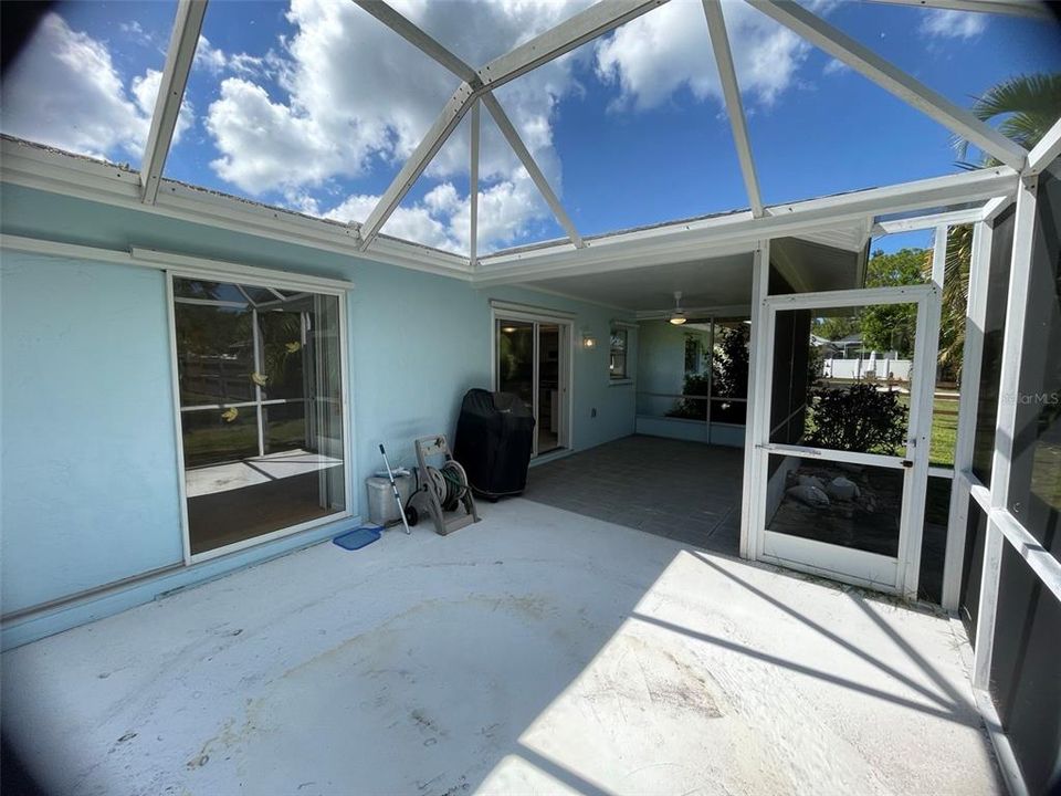 For Rent: $2,195 (2 beds, 2 baths, 1242 Square Feet)