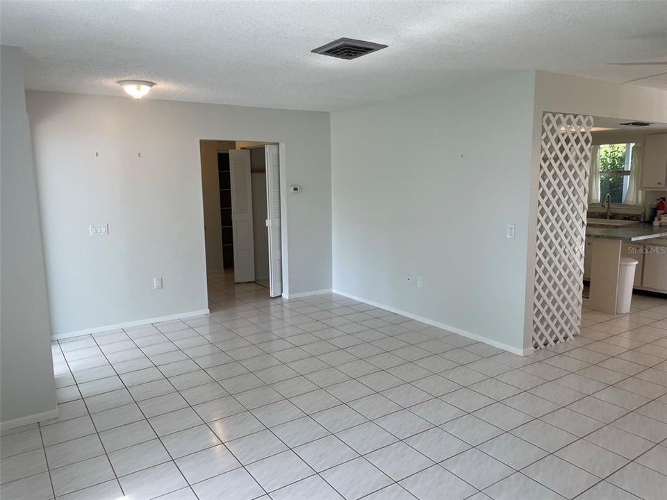 For Rent: $2,195 (2 beds, 2 baths, 1242 Square Feet)