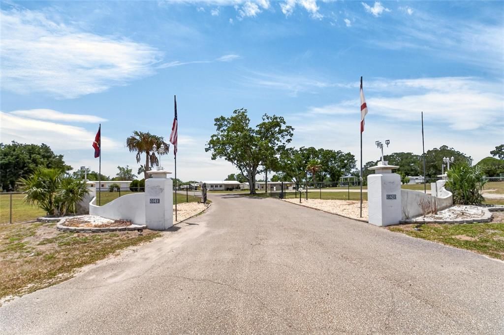 For Sale: $299,960 (3 beds, 2 baths, 1710 Square Feet)