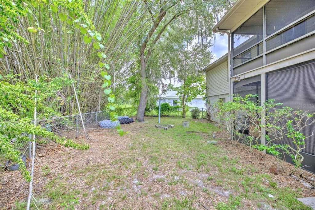 For Sale: $249,900 (4 beds, 3 baths, 2324 Square Feet)