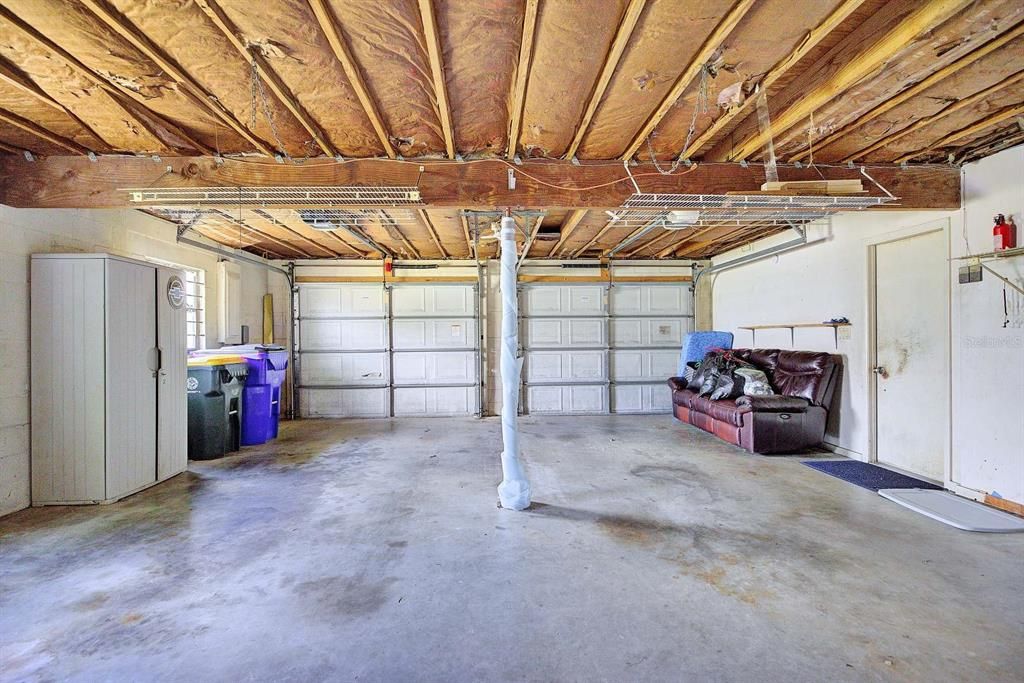 For Sale: $249,900 (4 beds, 3 baths, 2324 Square Feet)