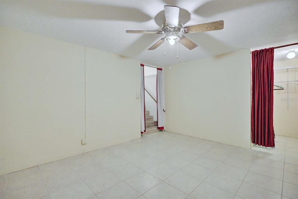 For Sale: $249,900 (4 beds, 3 baths, 2324 Square Feet)