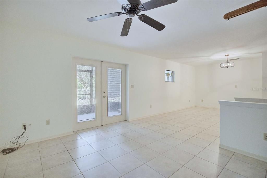 For Sale: $249,900 (4 beds, 3 baths, 2324 Square Feet)