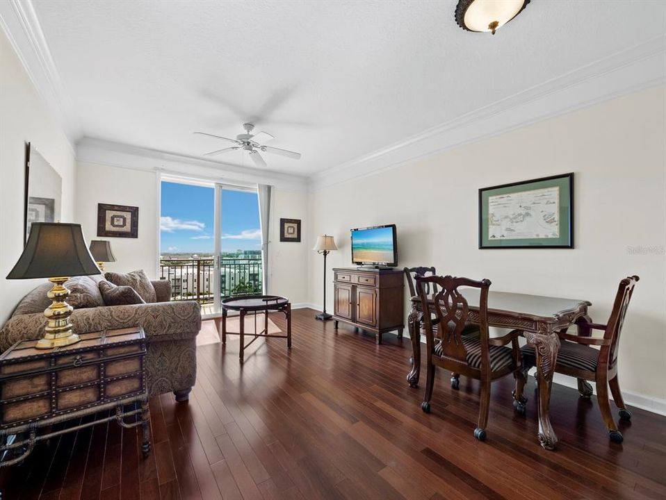 En Venta: $375,000 (1 camas, 1 baños, 700 Pies cuadrados)