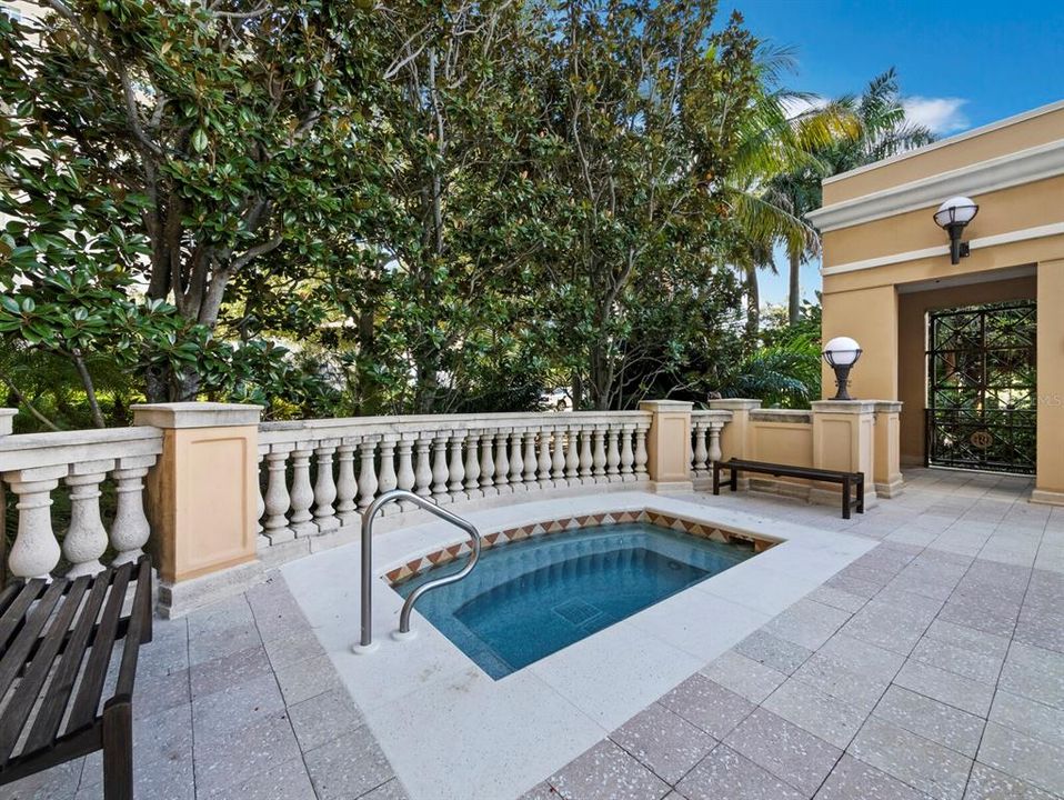 En Venta: $375,000 (1 camas, 1 baños, 700 Pies cuadrados)