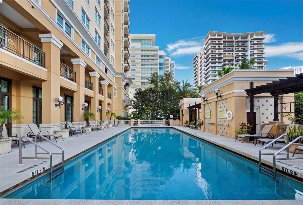 En Venta: $375,000 (1 camas, 1 baños, 700 Pies cuadrados)