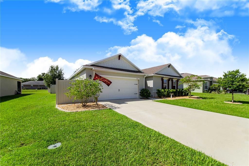 For Sale: $370,000 (4 beds, 2 baths, 2360 Square Feet)