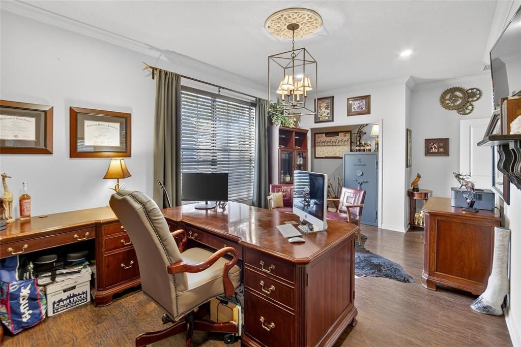 For Sale: $599,000 (4 beds, 2 baths, 3213 Square Feet)