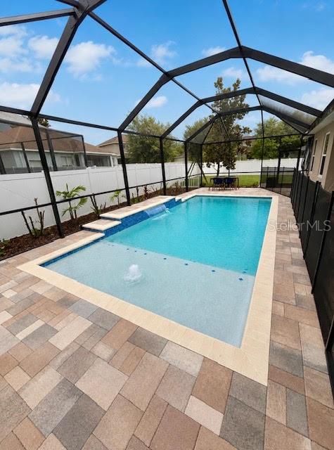 For Sale: $549,900 (4 beds, 2 baths, 2390 Square Feet)
