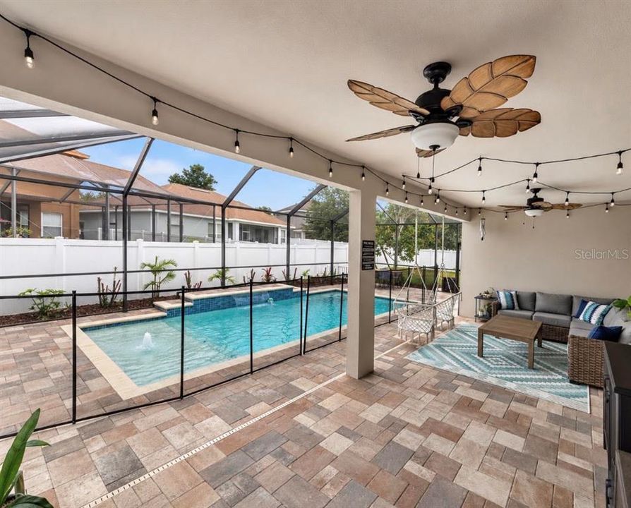 For Sale: $549,900 (4 beds, 2 baths, 2390 Square Feet)