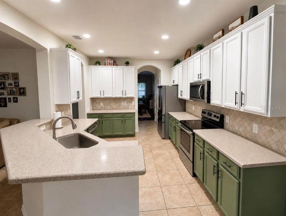 For Sale: $549,900 (4 beds, 2 baths, 2390 Square Feet)