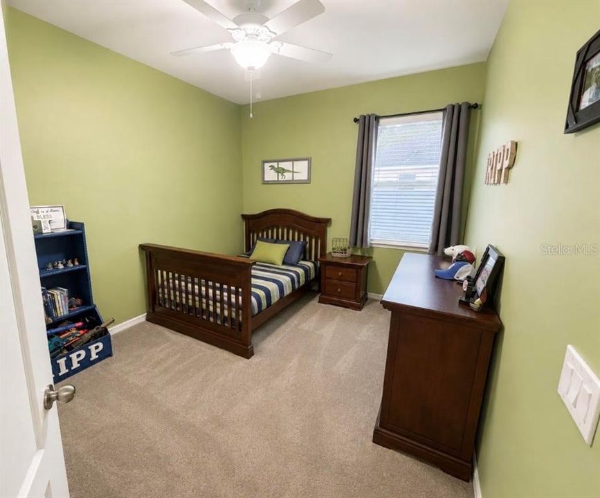 For Sale: $549,900 (4 beds, 2 baths, 2390 Square Feet)