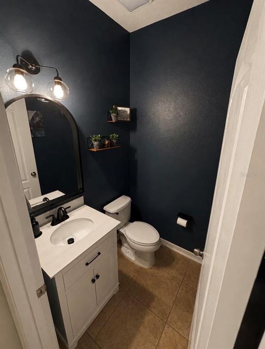 For Sale: $549,900 (4 beds, 2 baths, 2390 Square Feet)