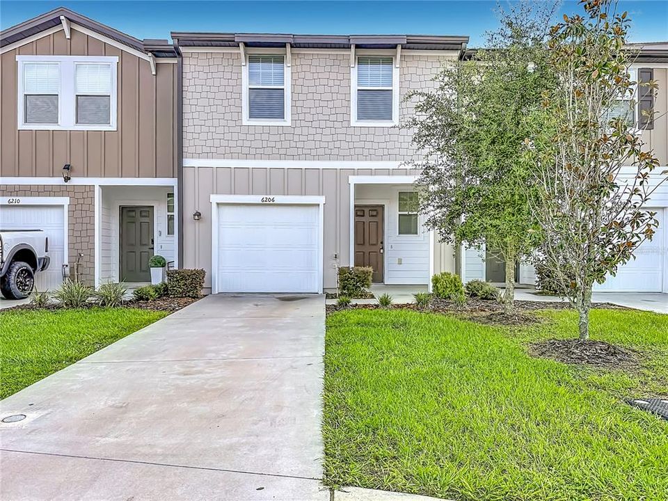 For Rent: $2,000 (3 beds, 2 baths, 1386 Square Feet)