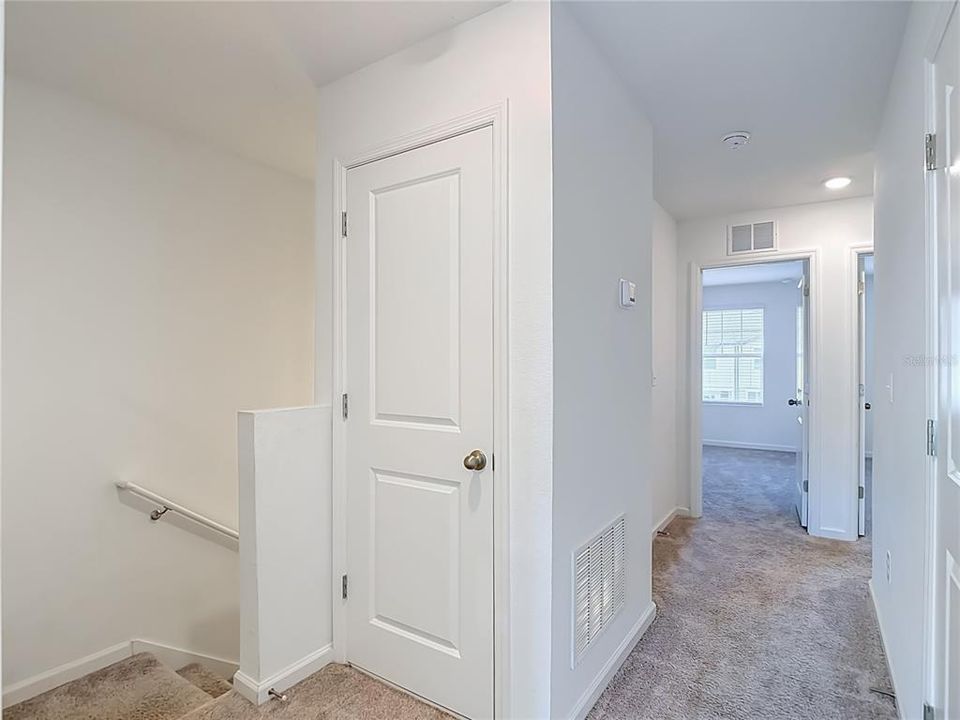 For Rent: $2,000 (3 beds, 2 baths, 1386 Square Feet)