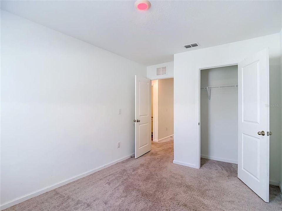 For Rent: $2,000 (3 beds, 2 baths, 1386 Square Feet)