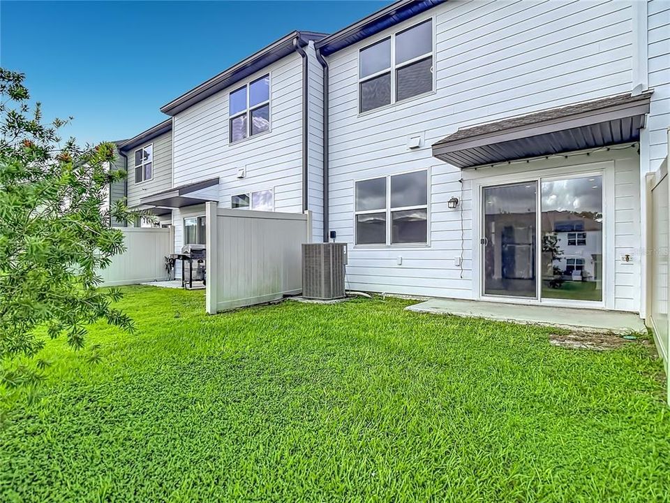 For Rent: $2,000 (3 beds, 2 baths, 1386 Square Feet)