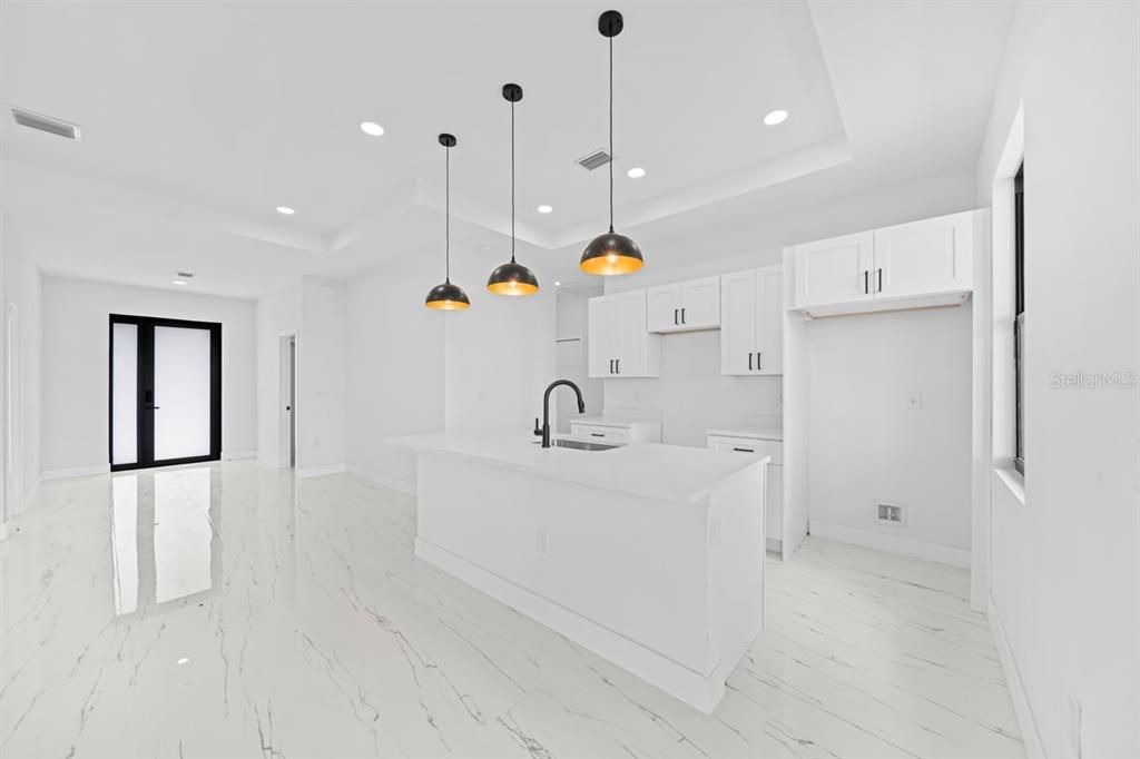 For Sale: $309,000 (3 beds, 2 baths, 1606 Square Feet)
