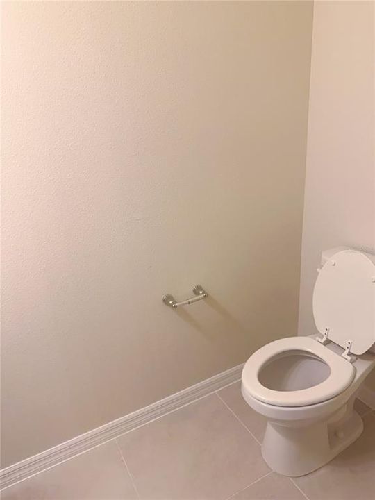 For Rent: $2,890 (3 beds, 2 baths, 1907 Square Feet)
