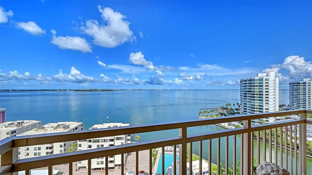 For Sale: $2,495,000 (2 beds, 2 baths, 2797 Square Feet)