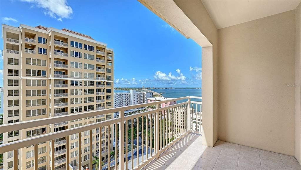 For Sale: $2,495,000 (2 beds, 2 baths, 2797 Square Feet)