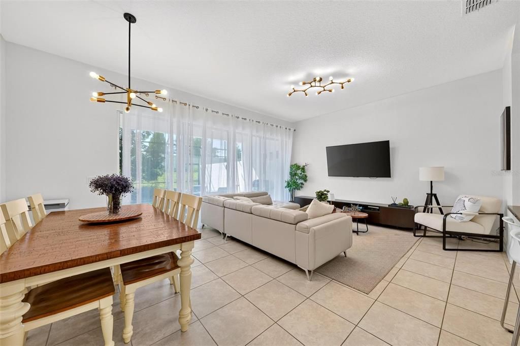 For Sale: $369,900 (4 beds, 4 baths, 2094 Square Feet)