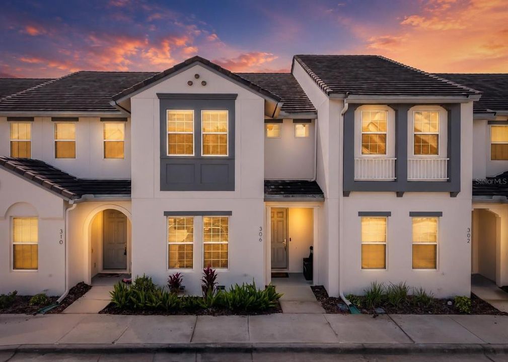 For Sale: $369,900 (4 beds, 4 baths, 2094 Square Feet)
