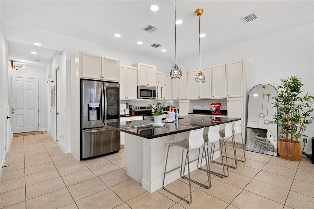 For Sale: $369,900 (4 beds, 4 baths, 2094 Square Feet)