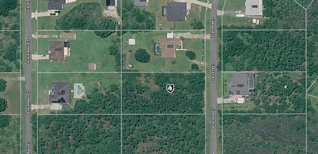 На продажу: $105,000 (1.03 acres)