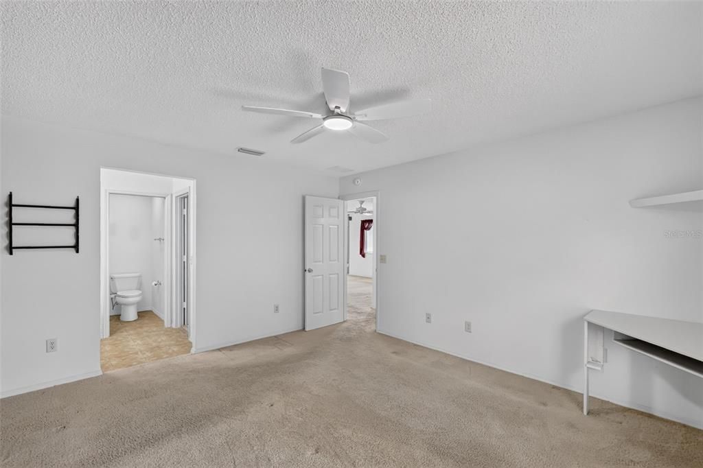 For Sale: $250,000 (2 beds, 2 baths, 1188 Square Feet)