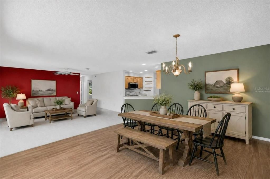 For Sale: $250,000 (2 beds, 2 baths, 1188 Square Feet)
