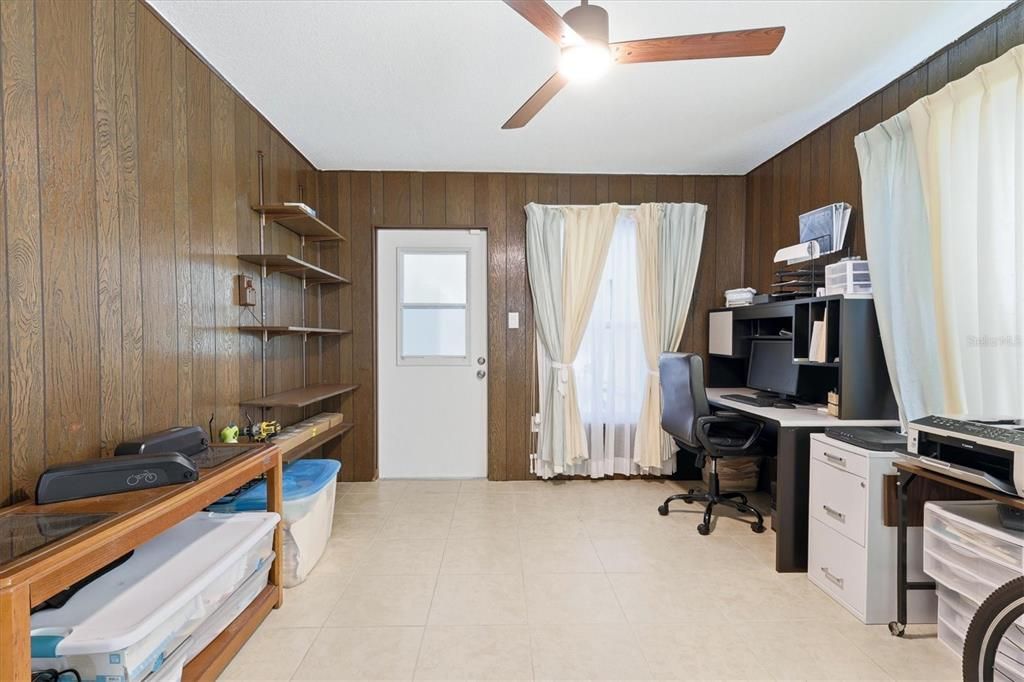 For Sale: $370,000 (2 beds, 2 baths, 1578 Square Feet)