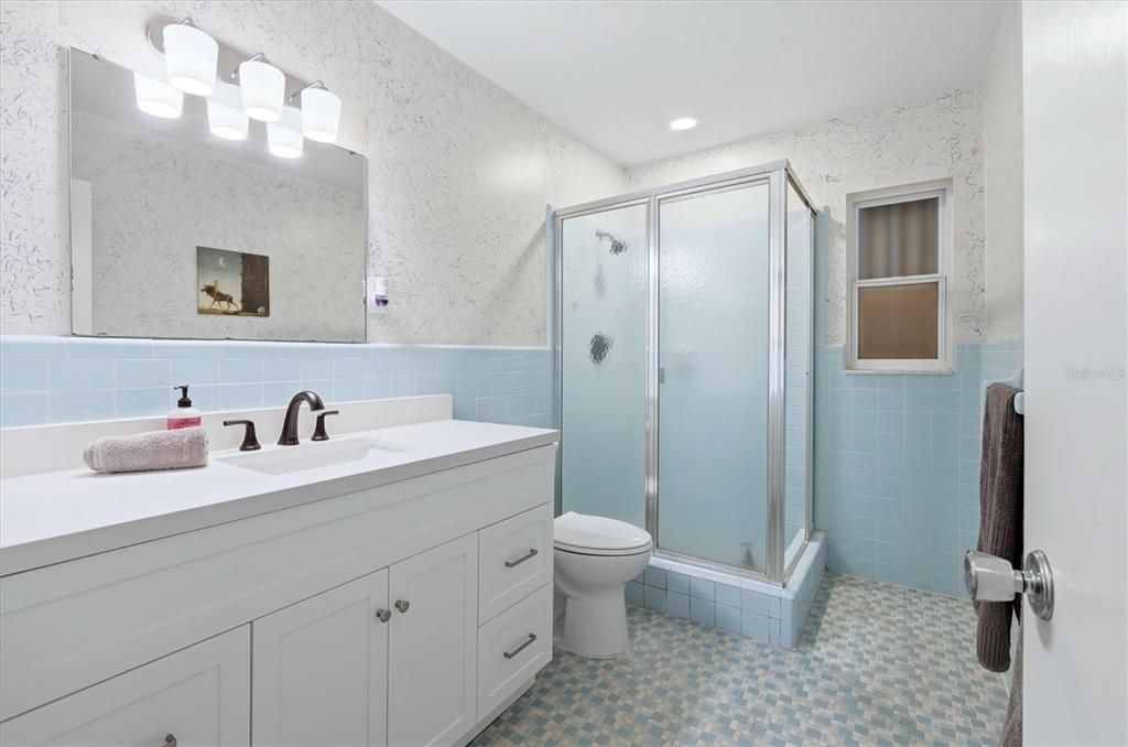 For Sale: $370,000 (2 beds, 2 baths, 1578 Square Feet)