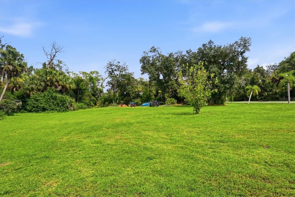 For Sale: $370,000 (2 beds, 2 baths, 1578 Square Feet)