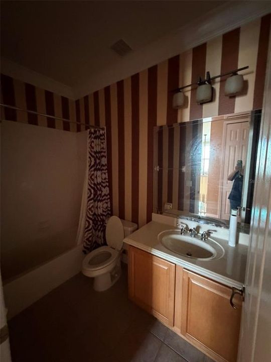 For Rent: $3,325 (4 beds, 3 baths, 3098 Square Feet)
