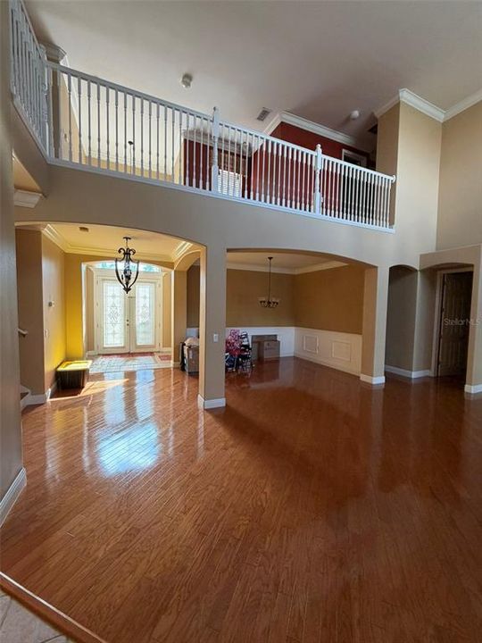 For Rent: $3,325 (4 beds, 3 baths, 3098 Square Feet)