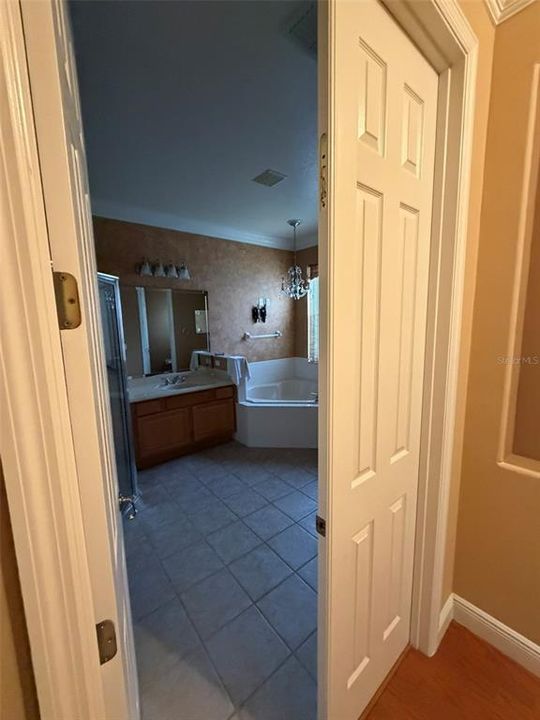 For Rent: $3,325 (4 beds, 3 baths, 3098 Square Feet)