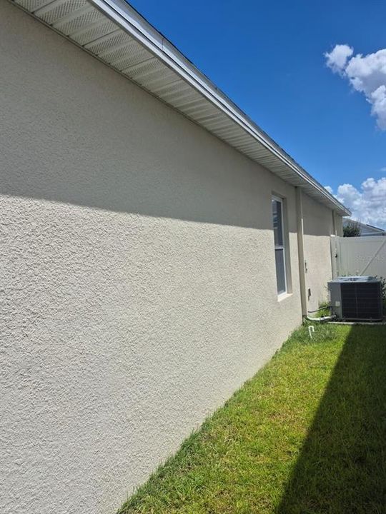 For Sale: $419,900 (3 beds, 2 baths, 1668 Square Feet)