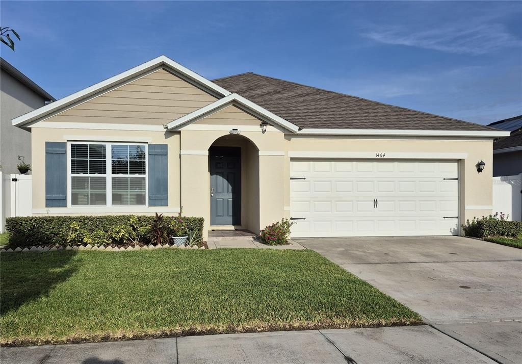 For Sale: $419,900 (3 beds, 2 baths, 1668 Square Feet)