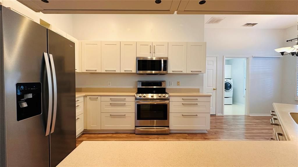 For Rent: $4,200 (3 beds, 2 baths, 1867 Square Feet)