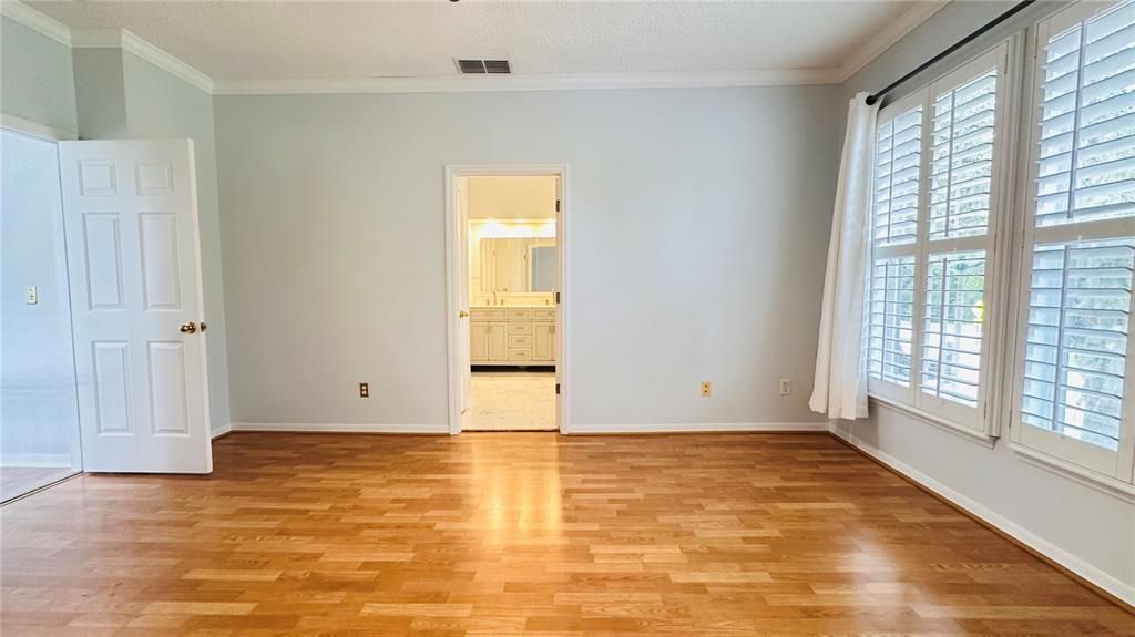 For Rent: $4,200 (3 beds, 2 baths, 1867 Square Feet)